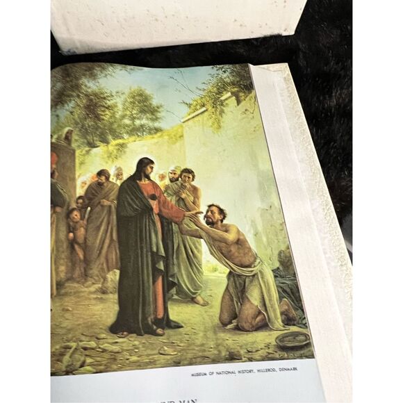 New Holman family verse reference jewel bible - Picture 10 of 10